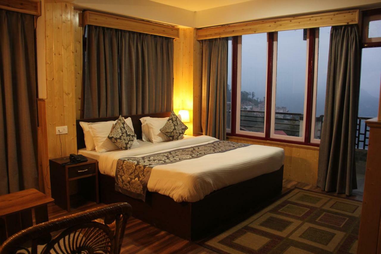 Bluben Alpine Hotel Pelling Exterior foto